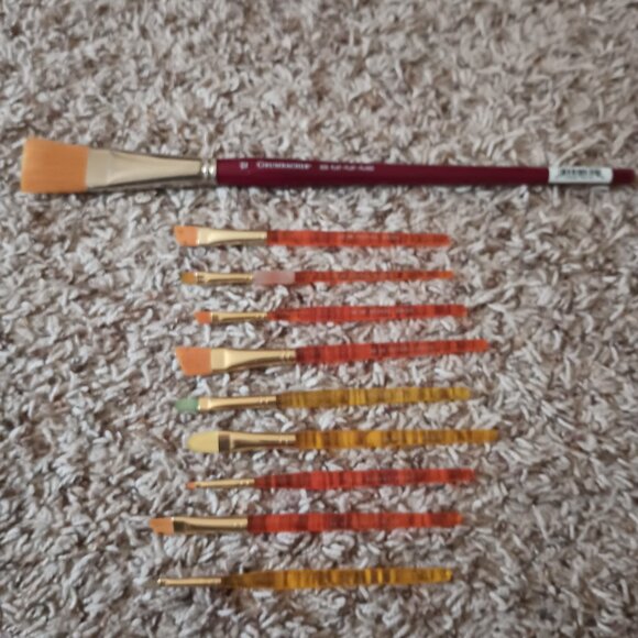 NEW lot of 10 Royal & Langnickel, Grumbacher paint brushes - Picture 1 of 4